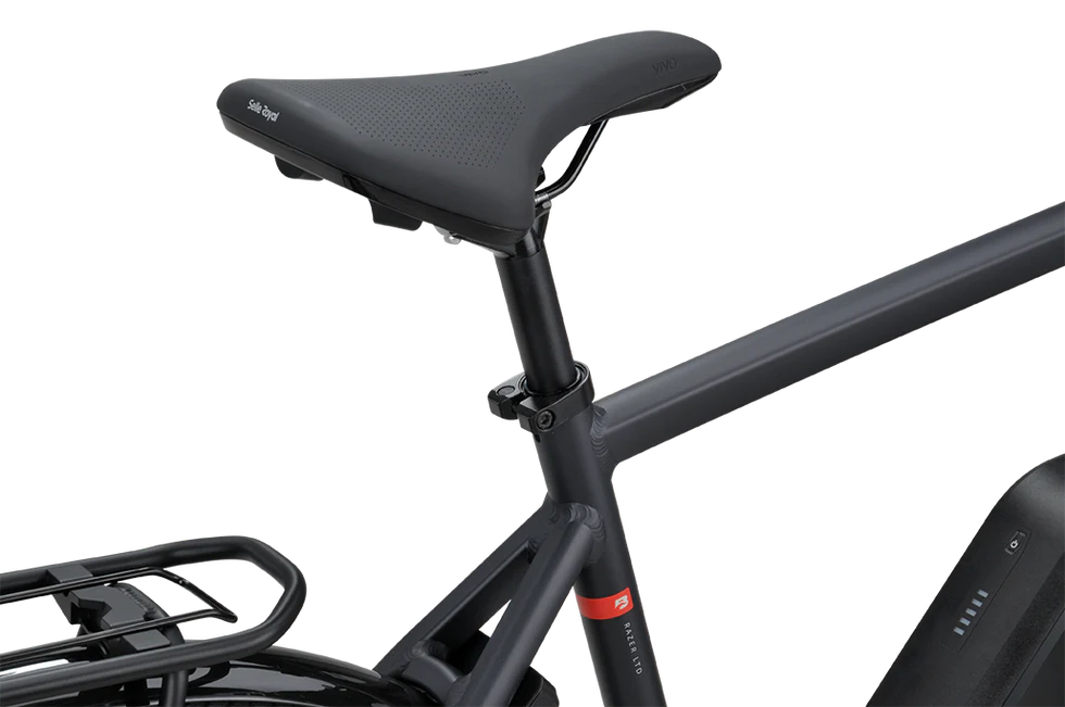 Batavaus Razer LTD High, Sadel