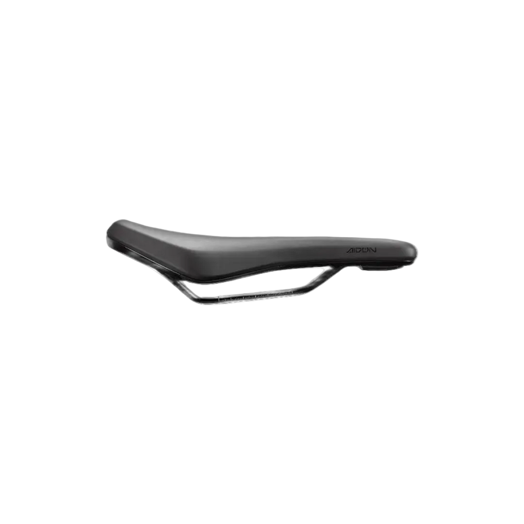 FIZIK sadel från sidan 