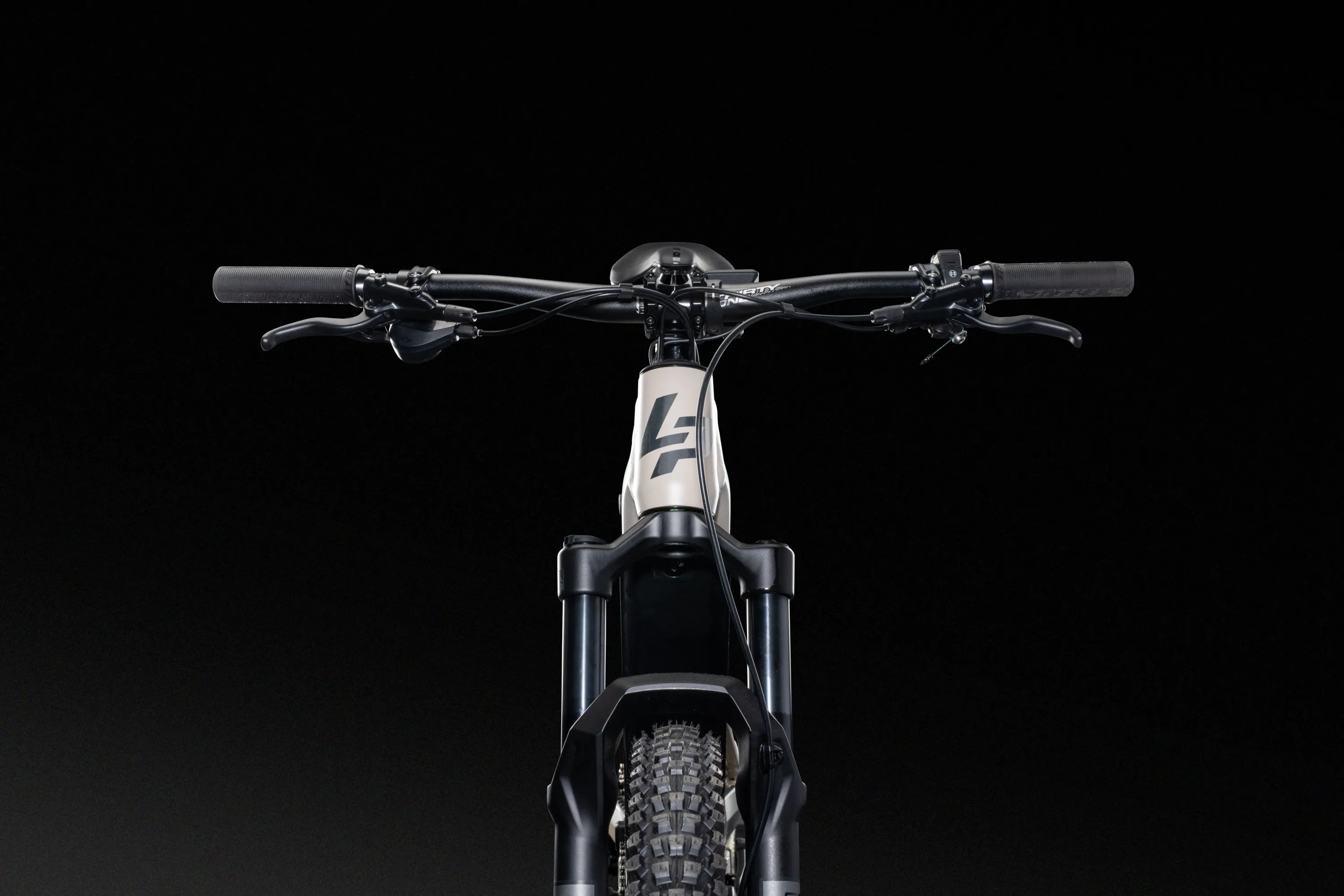 Lapierre overvolt tr 6.8 från fram