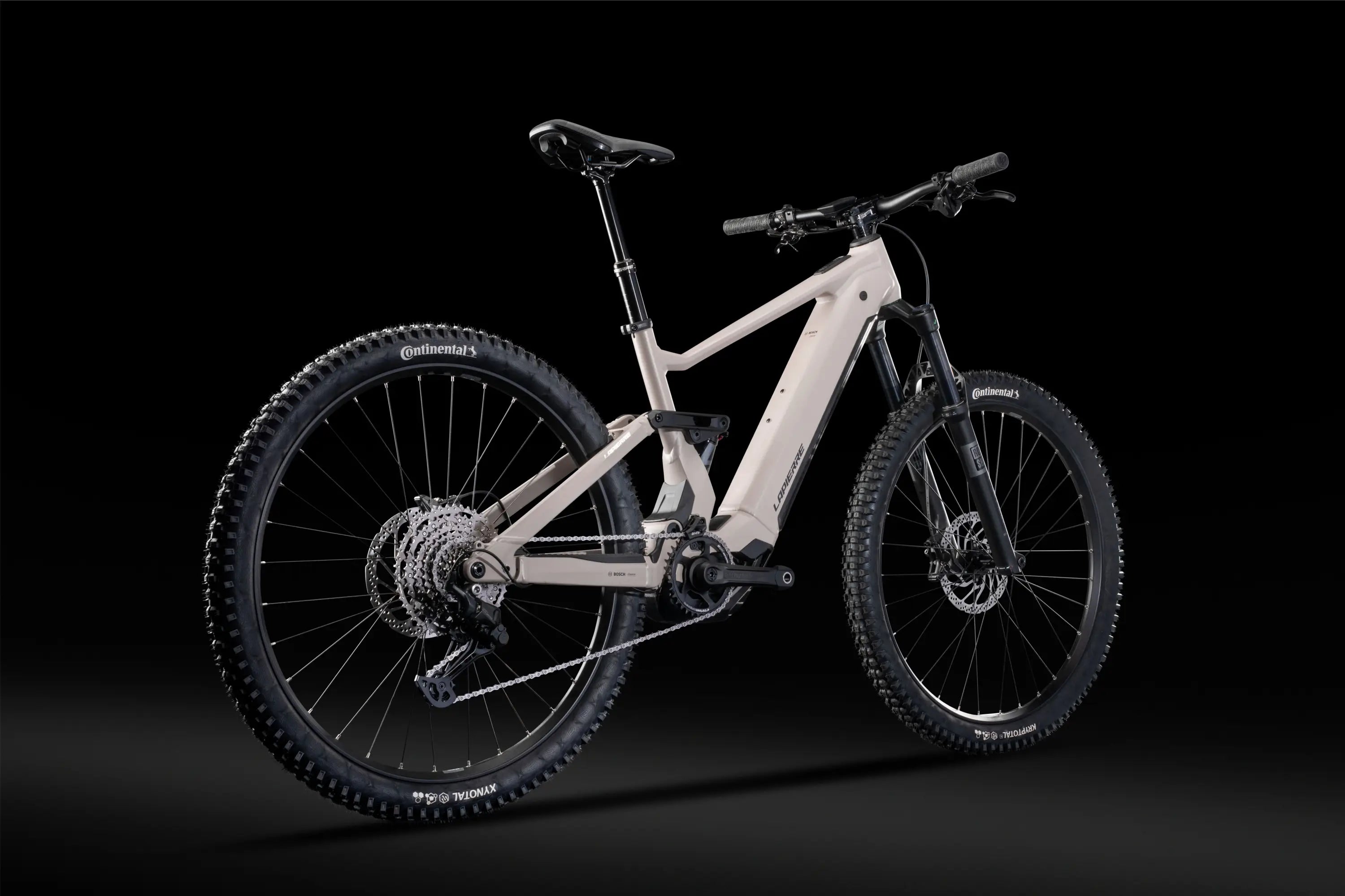 Lapierre overvolt tr 6.8 från sidan